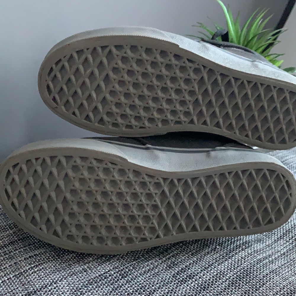Vans - Picture 6 of 6